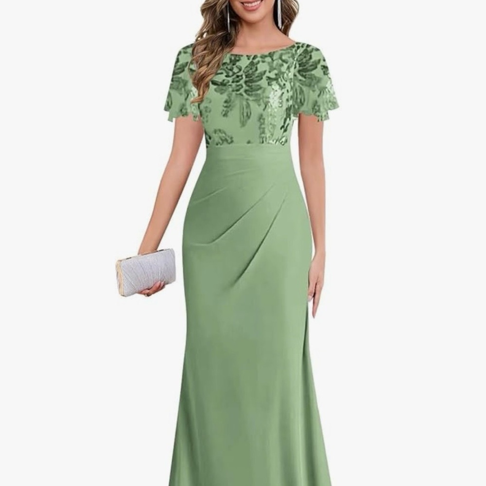 Dress Elegant 18W Sage Green Evening Dress with Lace Bodice